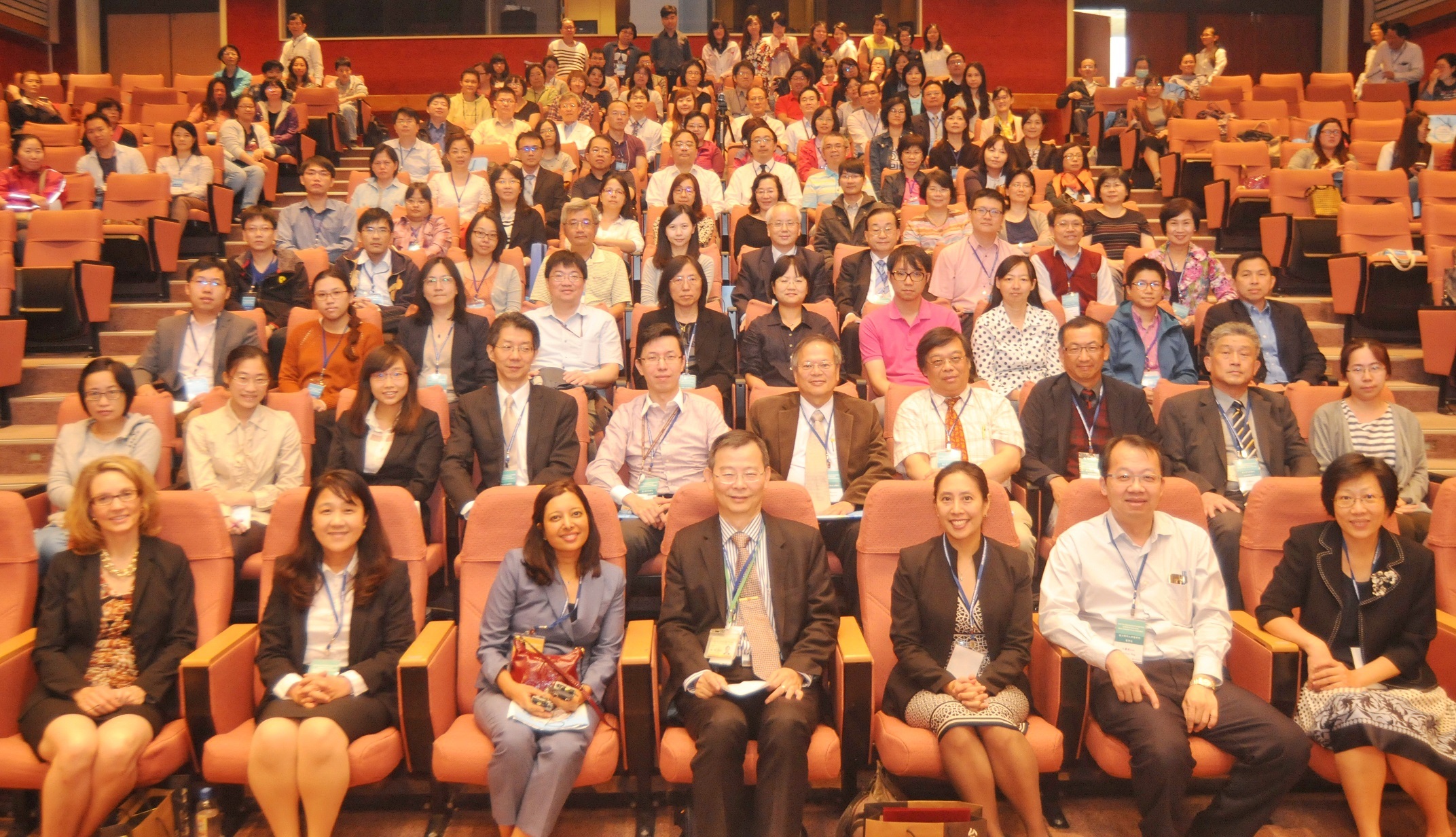 Group photo of International Medical Education Symposium, November 20, 2016��